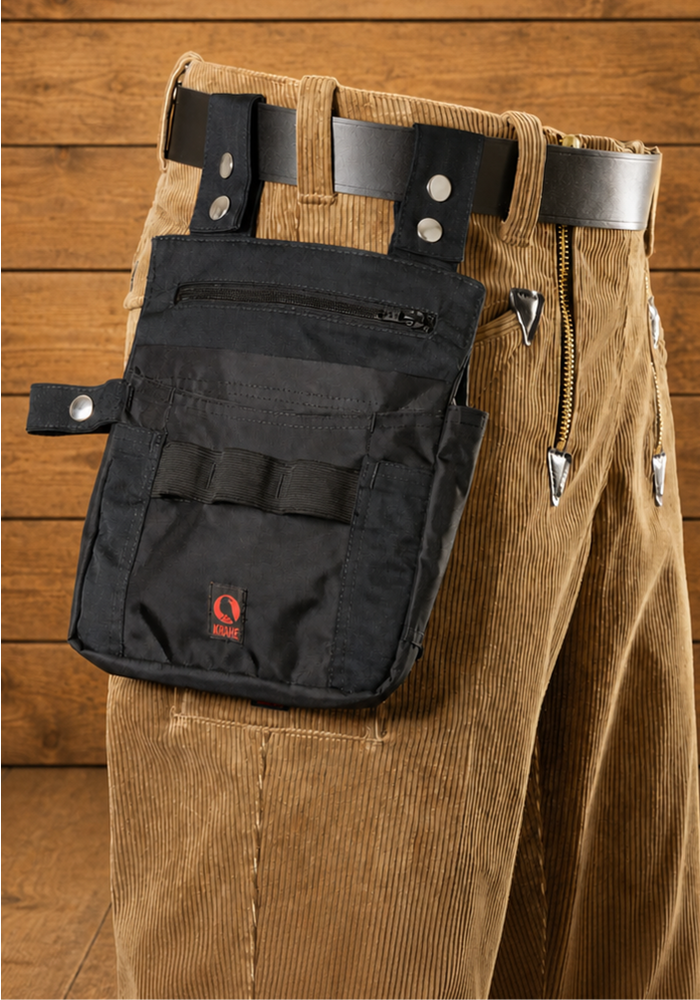 KRÄHE - Neu: Gürteltasche Multifunktion.